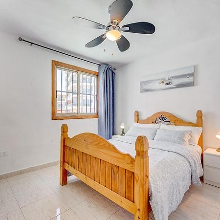 Front Ocean Aircon Los Cristianos Unique Apartment Exterior photo